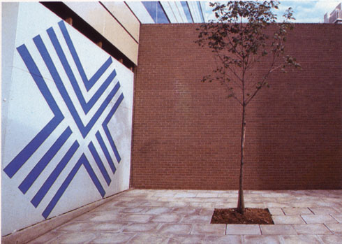 Vauxhall Cross; image 2 of 2